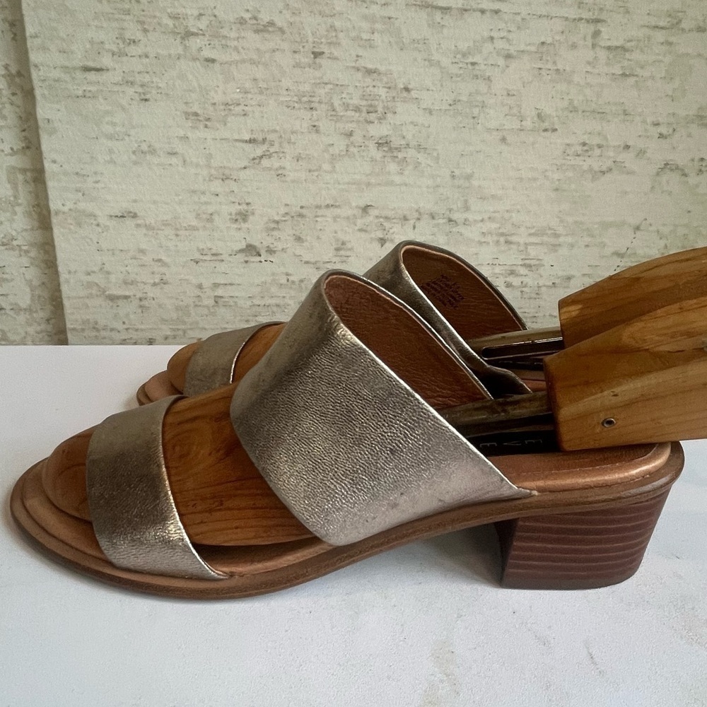 Steve Madden Poke Metallic Women's Leather Slip On Sandals Size 9.5